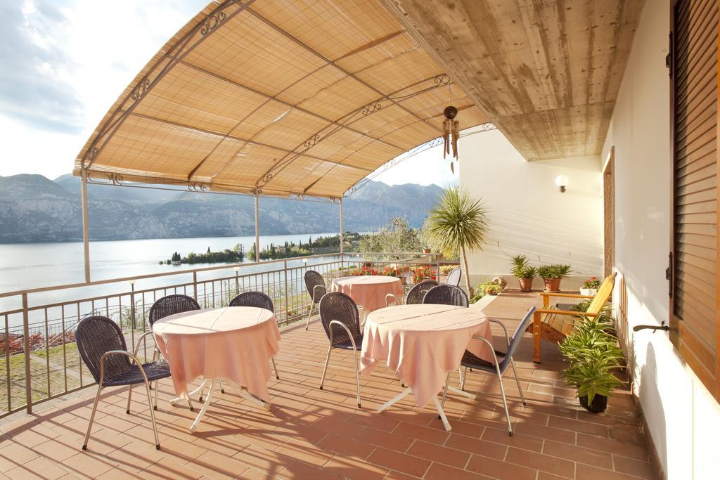 Residence Le Balze Malcesine Eksteriør billede