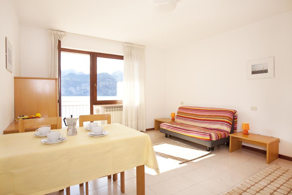Residence Le Balze Malcesine Værelse billede