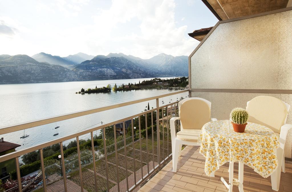 Residence Le Balze Malcesine Værelse billede